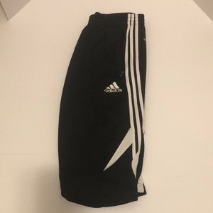 Adidas 34 Shorts